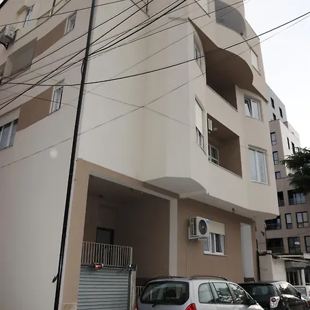 White House Appartement Tirana